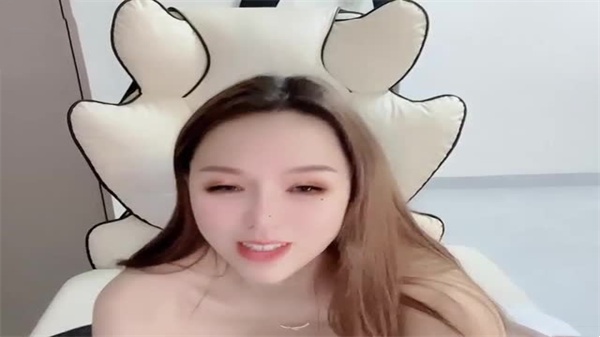 CISSY-6687 高冷御姐被大鸡巴硬上 白丝美腿夹腰狂干 淫水喷溅跪地求饶海报剧照